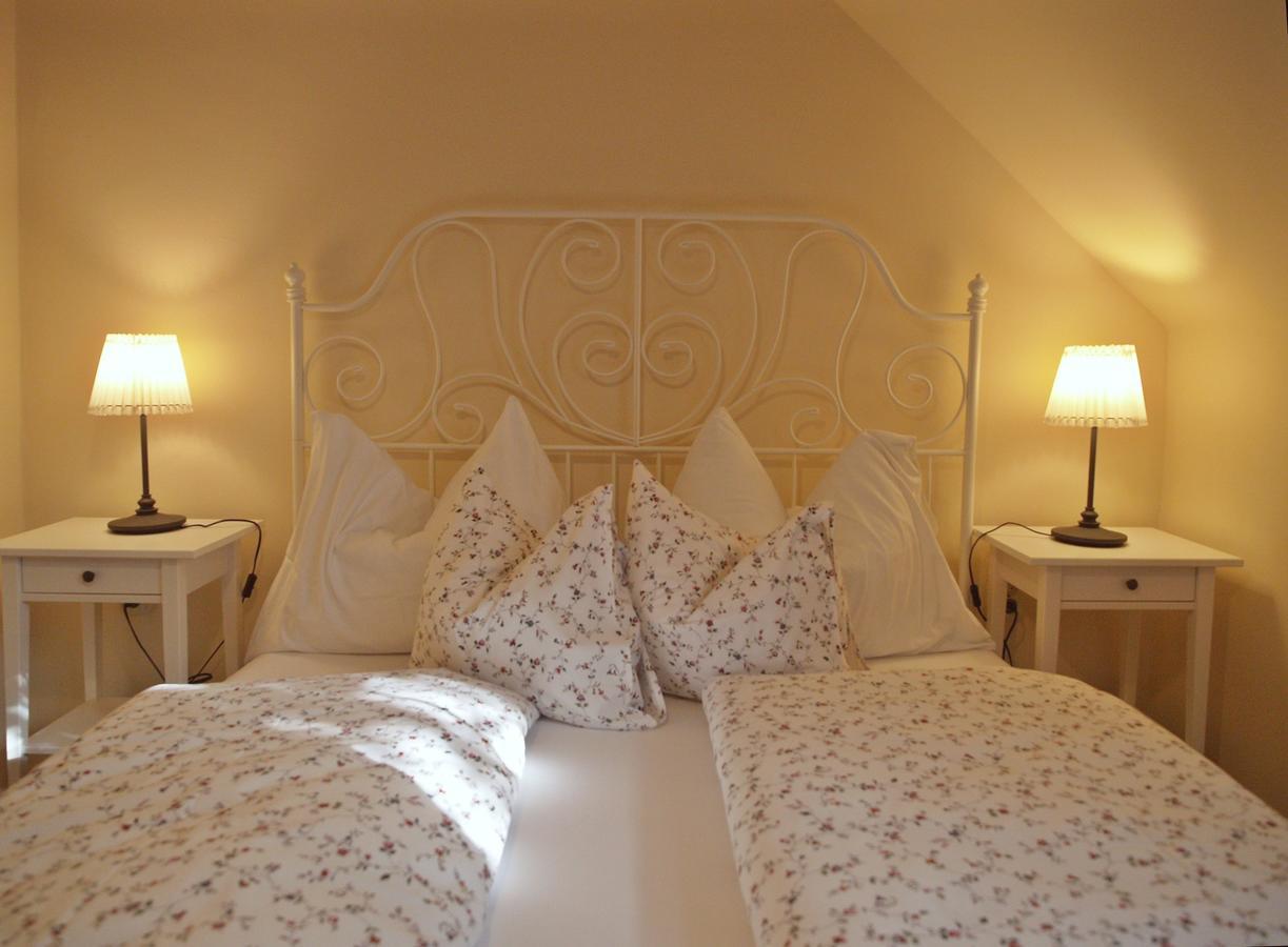 Huber Panzio Bed & Breakfast Fertőrákos Eksteriør bilde